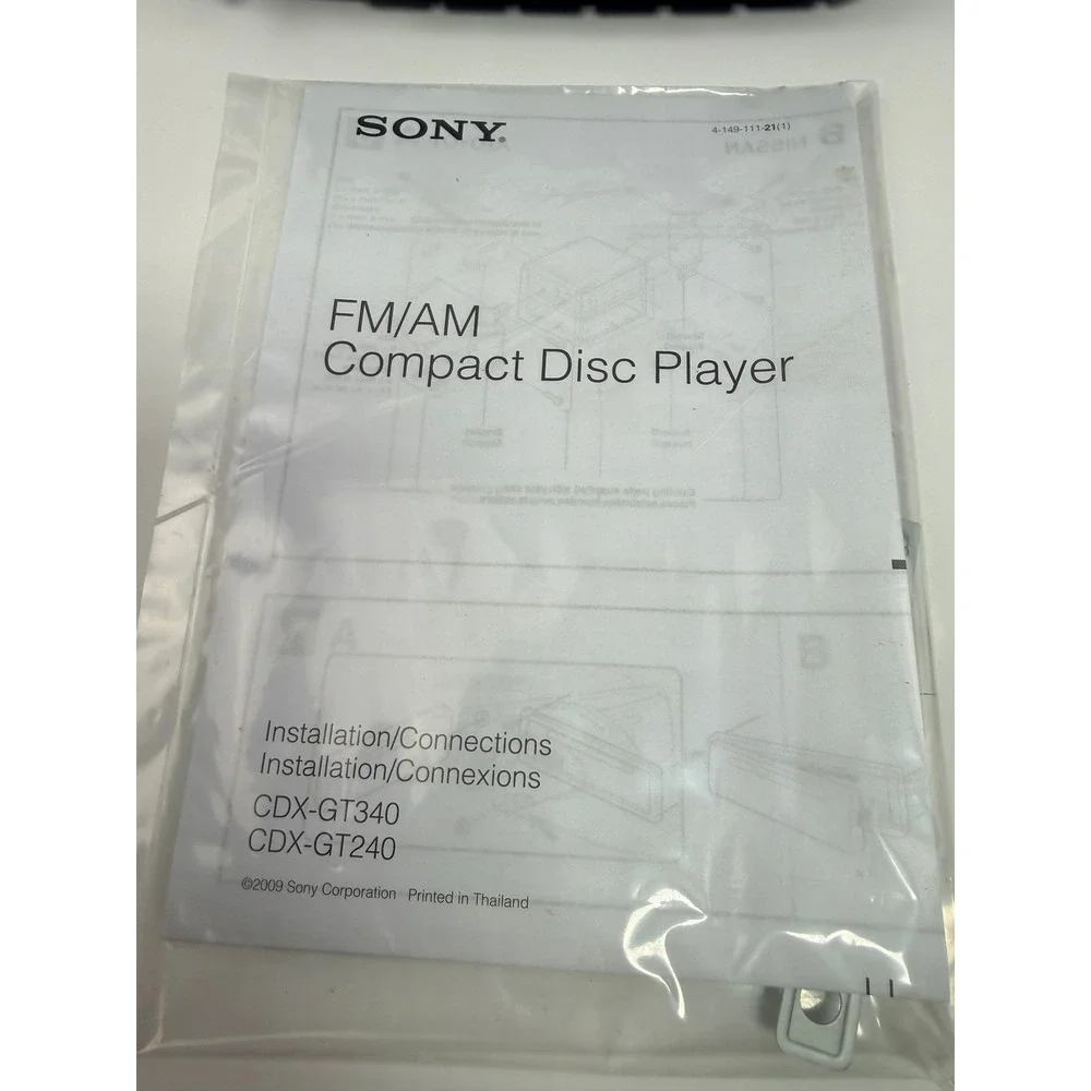 Sony Xplod CDX-GT240 Car Stereo In-Dash CD Player MP3 Aux w/ Box & Manual TESTED